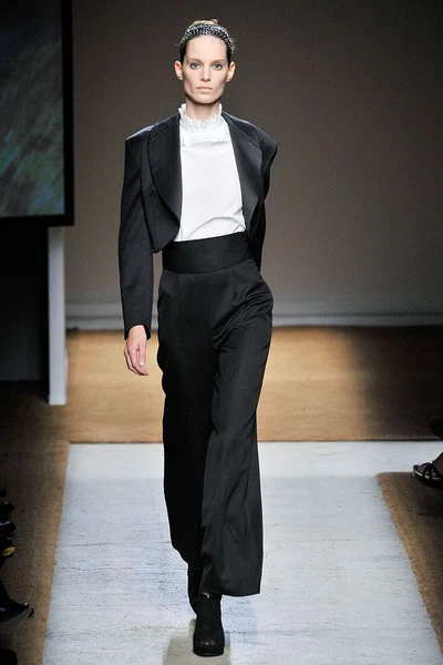 Look 40